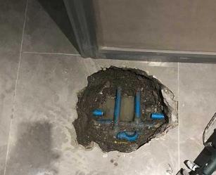 嫩江阳台漏水维修公司分享下暖气管道漏水的原因有哪些
